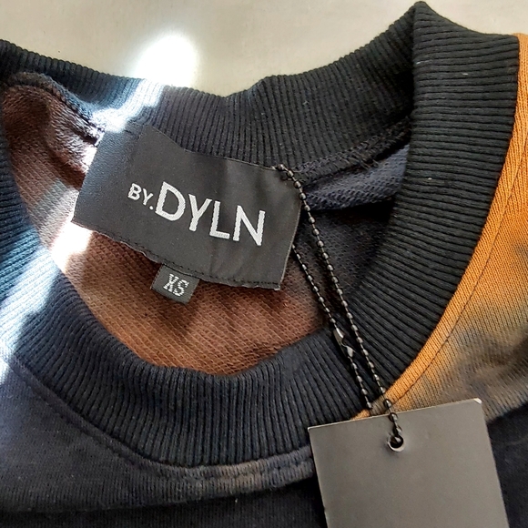 By DYLN Mercy Crewneck Tie Dye Sweatshirt - Picture 7 of 11